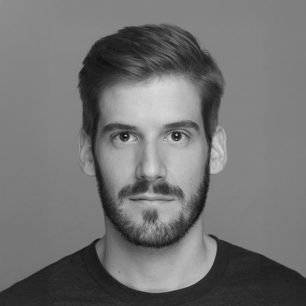 Retrato de Adrián Cuenca